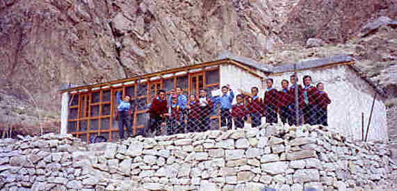 Das Schulhaus 2003